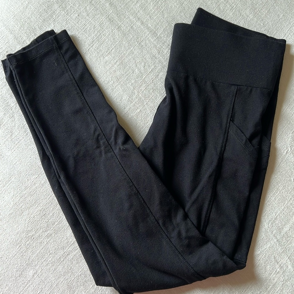 Lou & Grey Side Pocket Leggings